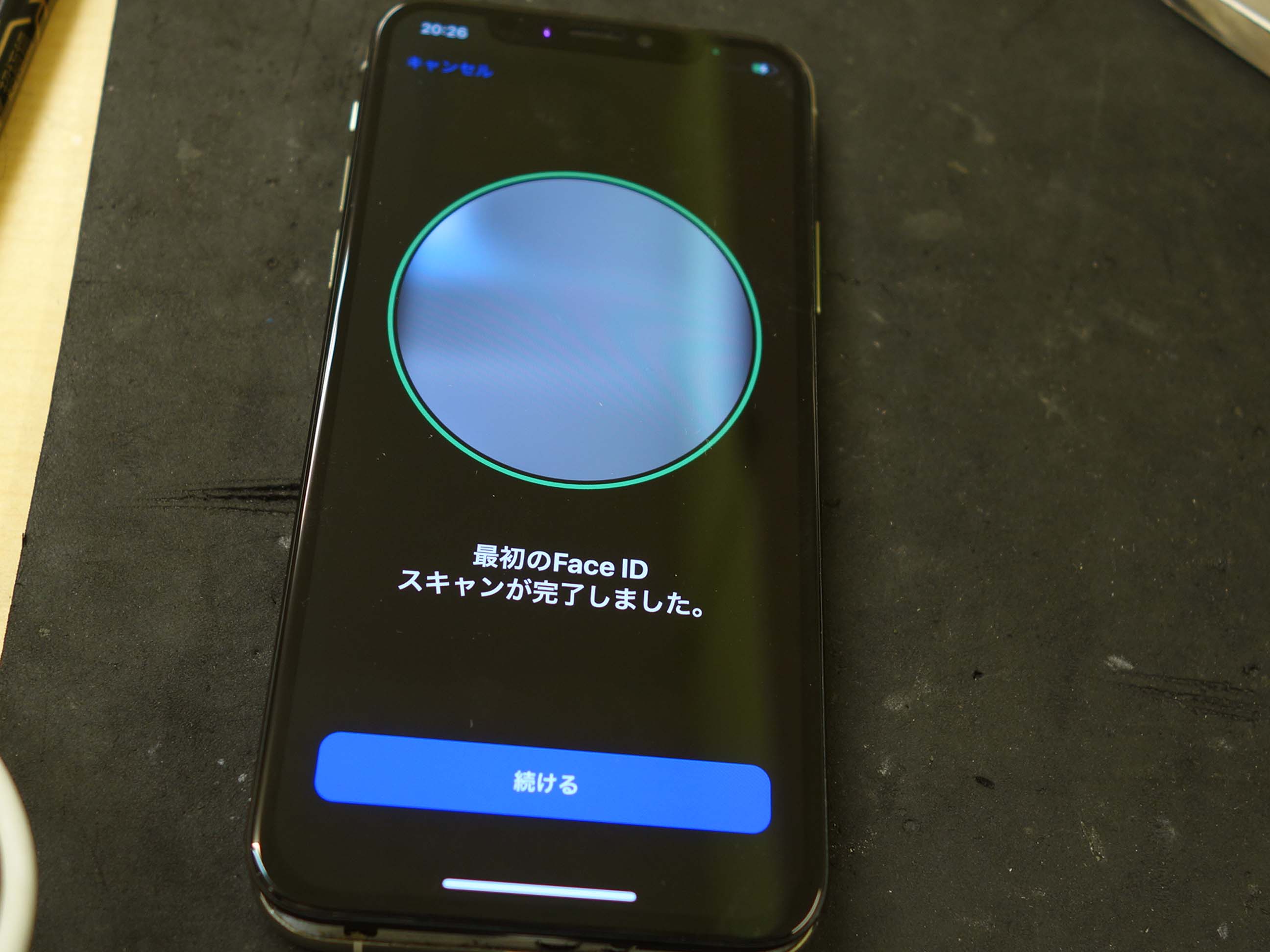 同業者様より「Face IDは利用できません」のiPhone XS修理しました