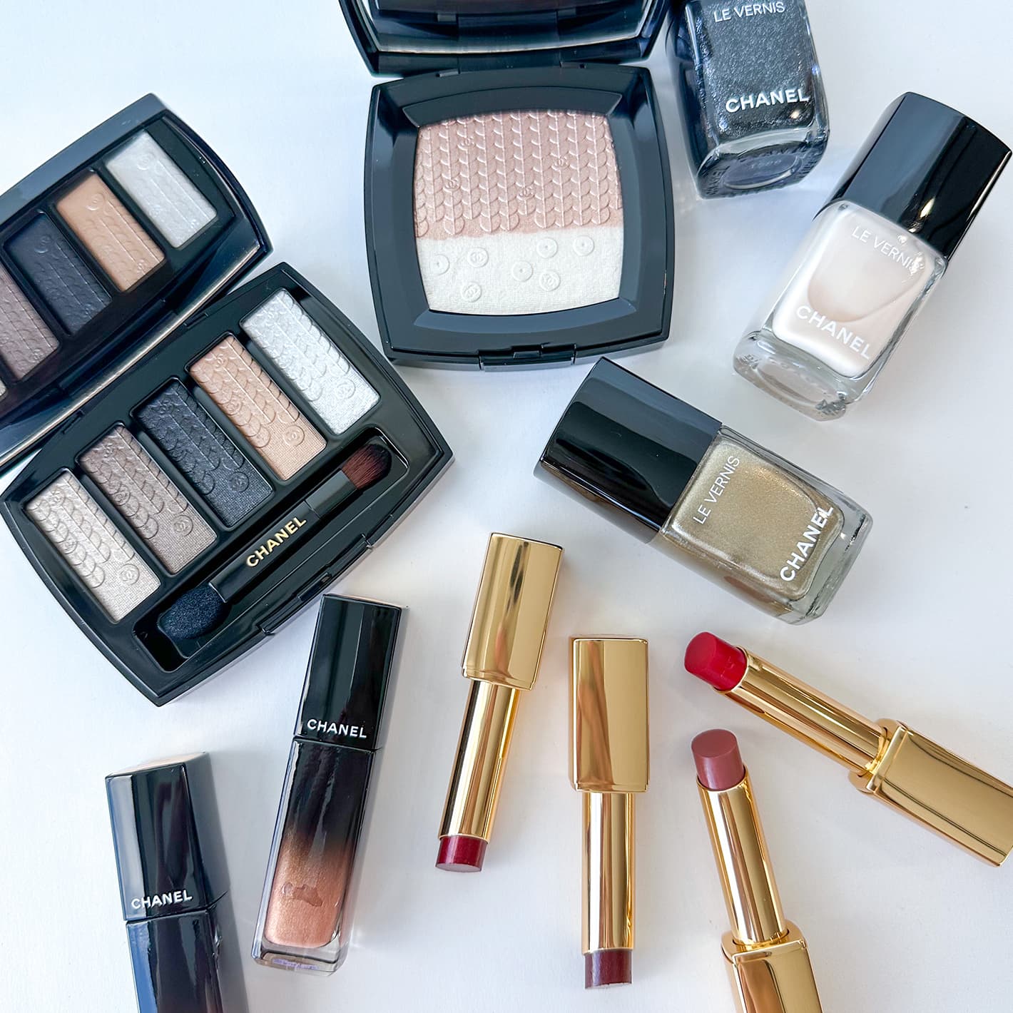 CHANEL】2023ホリデー・ヴェルニ2本セット（限定色） CHANEL】2023