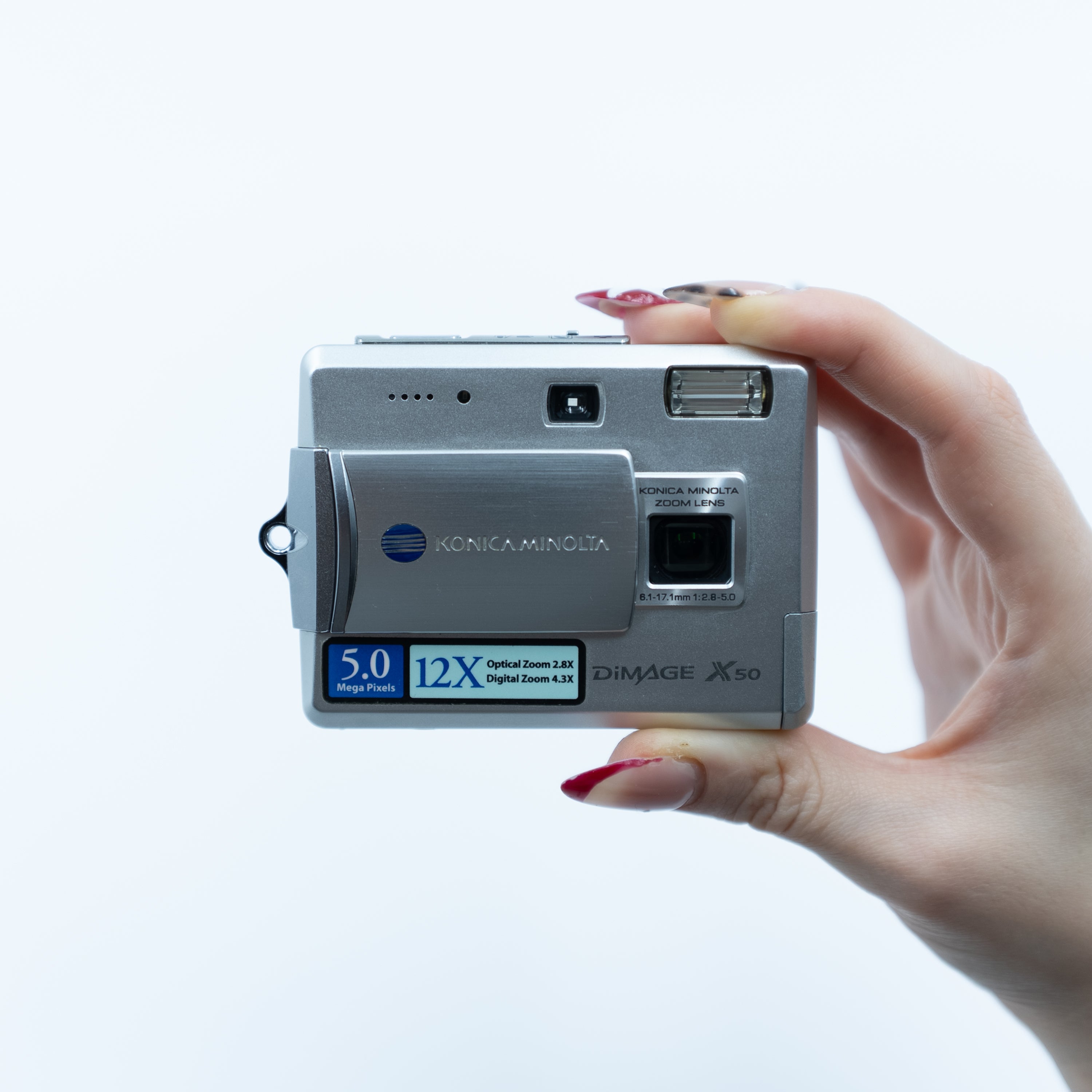 Konica Minolta DiMAGE X50 – Retro Camera Land