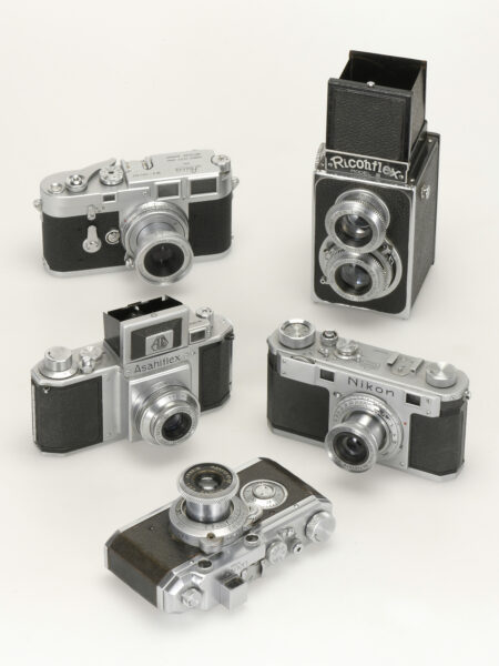 昭和を彩った名機とともにカメラ史を振り返る | レトロイズム