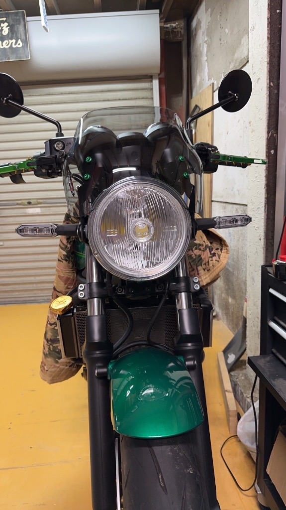 ARCHI アーキ ヘッドライトコンバージョンキットメッキ Z650RS '22