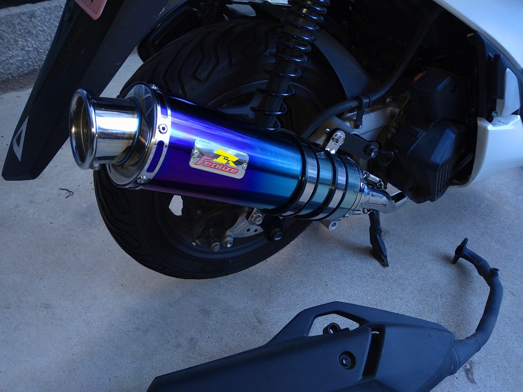 ホンダ（HONDA） Realize PCX125 バイクマフラー 2BJ-JK05 8BJ-JK05