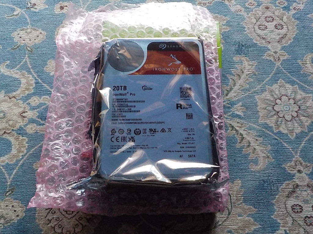 Seagate（シーゲイト） IronWolf Pro 3.5インチ 20TB 内蔵