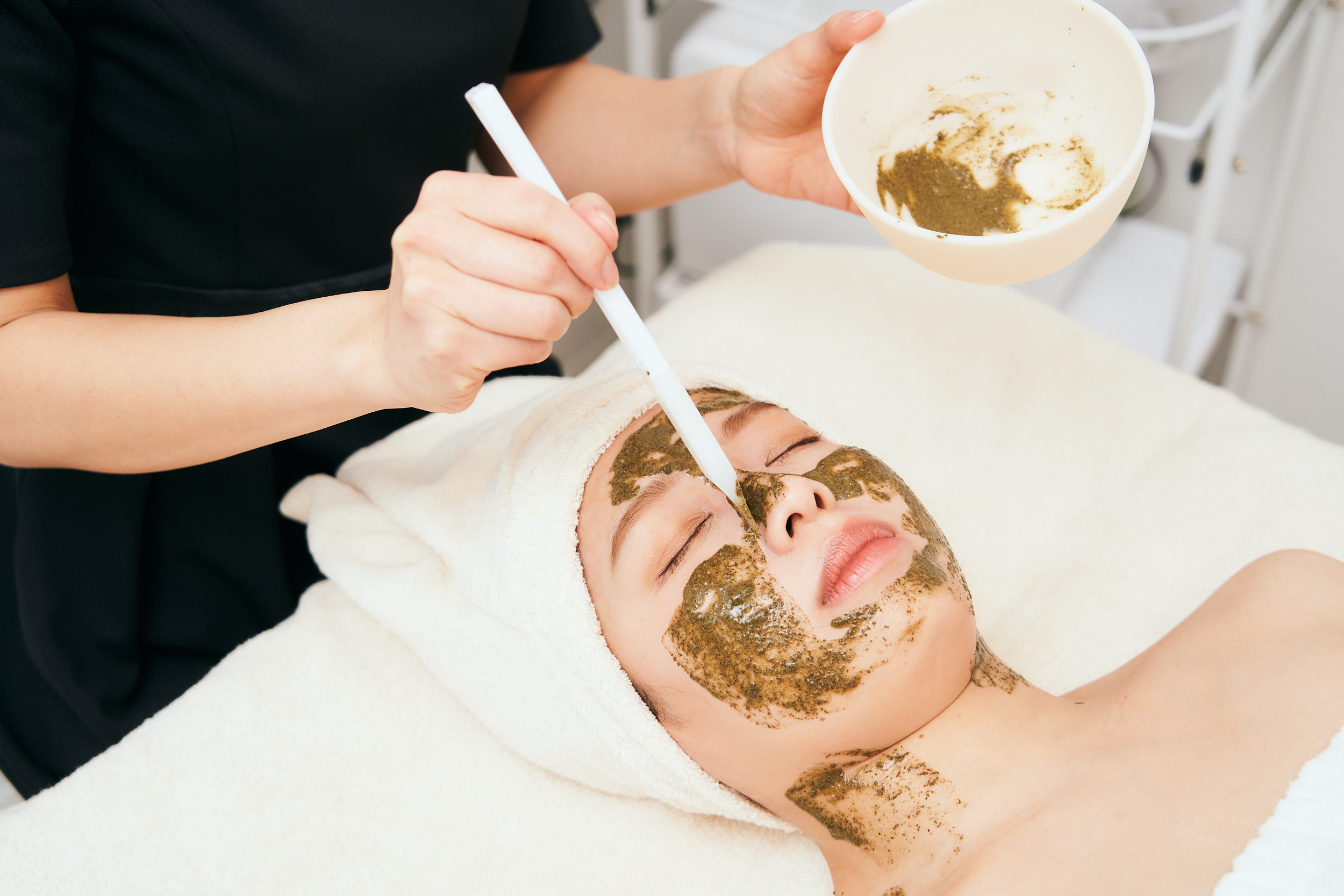 完全保存版】REVI（ルヴィ）ハーブピーリング導入ガイド｜効果・費用