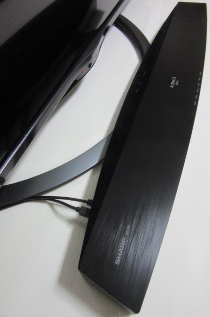 AQUOS 4K TV に AQUOS サウンドバー 凄く合うでしょ』 シャープ