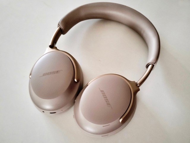 音を聞く機器ではなくただひたすら音楽を楽しむためのHeadphone』 Bose