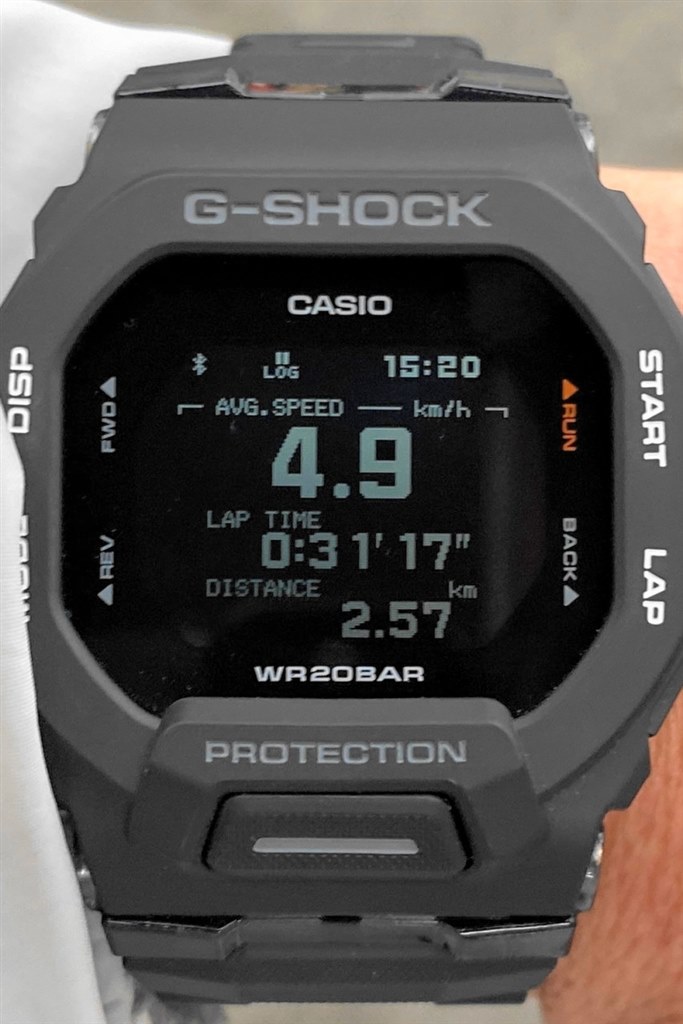 衰える視力にも優しい表示』 カシオ G-SHOCK ジー・スクワッド GBD-200