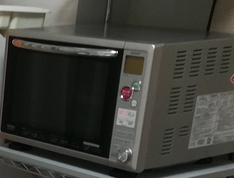 コンパクトでシンプルな使い勝手の良いスチームオーブンレンジ