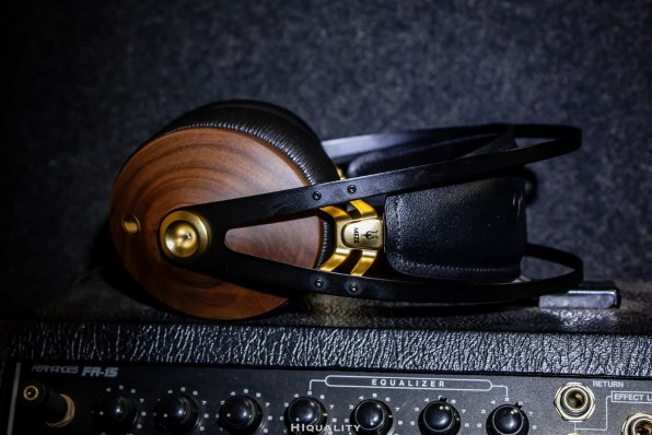 Meze Audio 99 Classics [Walnut Gold] レビュー評価・評判 - 価格.com