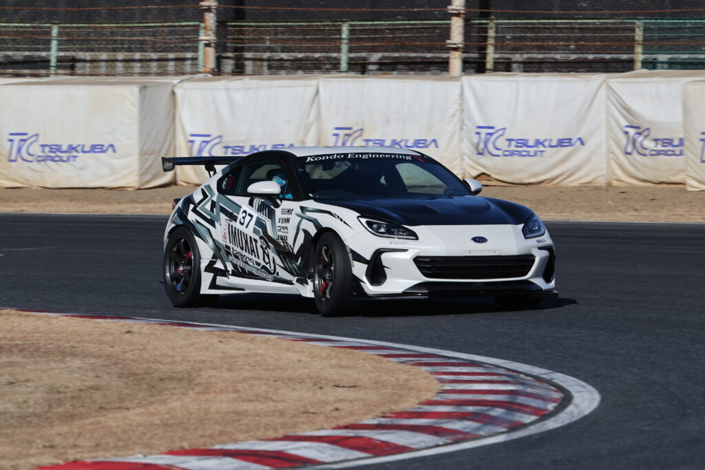 サスと空力を中核にする スーパーライトチューン「近藤