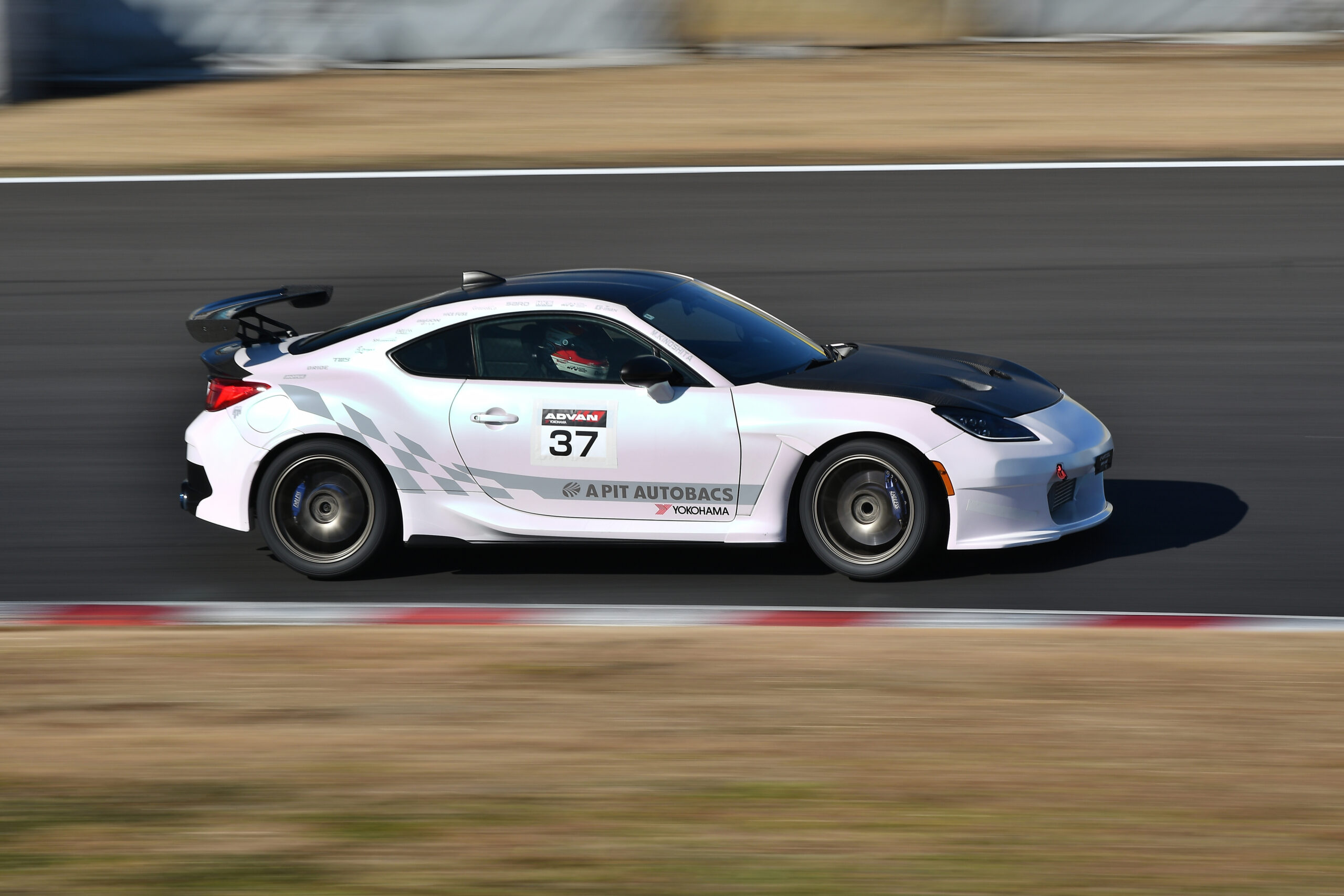 ターボパワーとA08Bのグリップを受け止めるGATE SPEC「A PIT