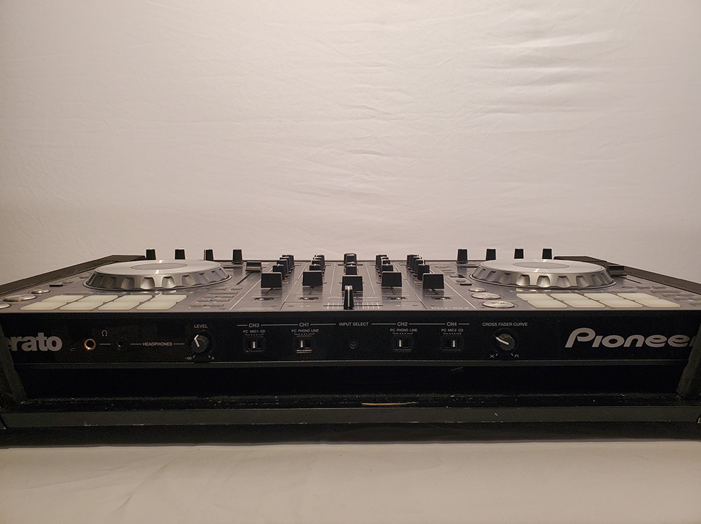 DJ Controller Rental Regina | SK AV Rental | Pioneer DDJ SX2