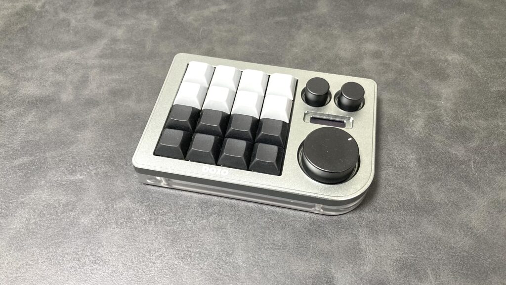 左手デバイスレビュー】1万円強で作業性激変！コスパ最強片手