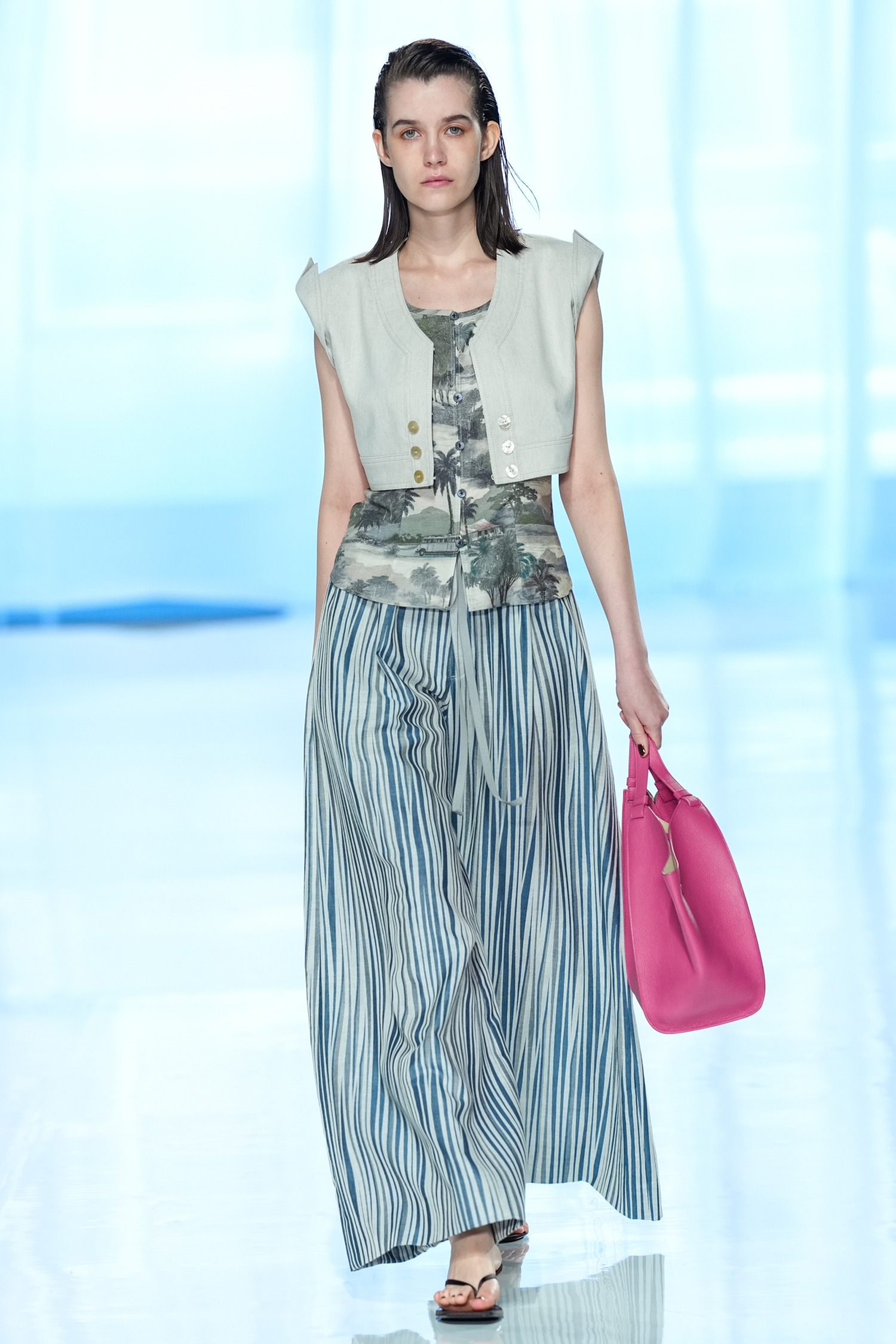 TAE ASHIDA（タエアシダ）」、2026年春夏コレクションを発表