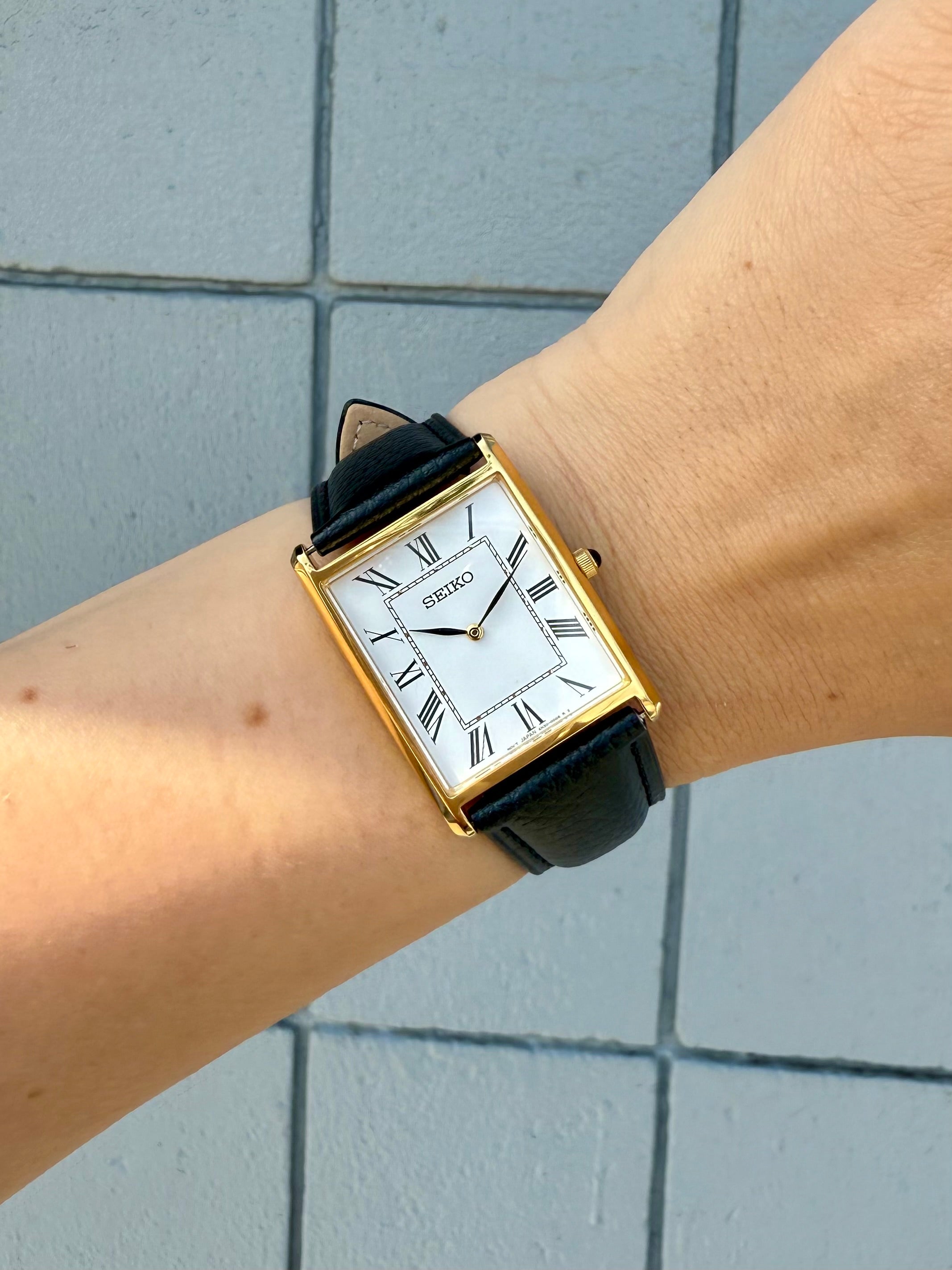 Seiko 4N30-00G0 Tank Watch – River Moons Vintage