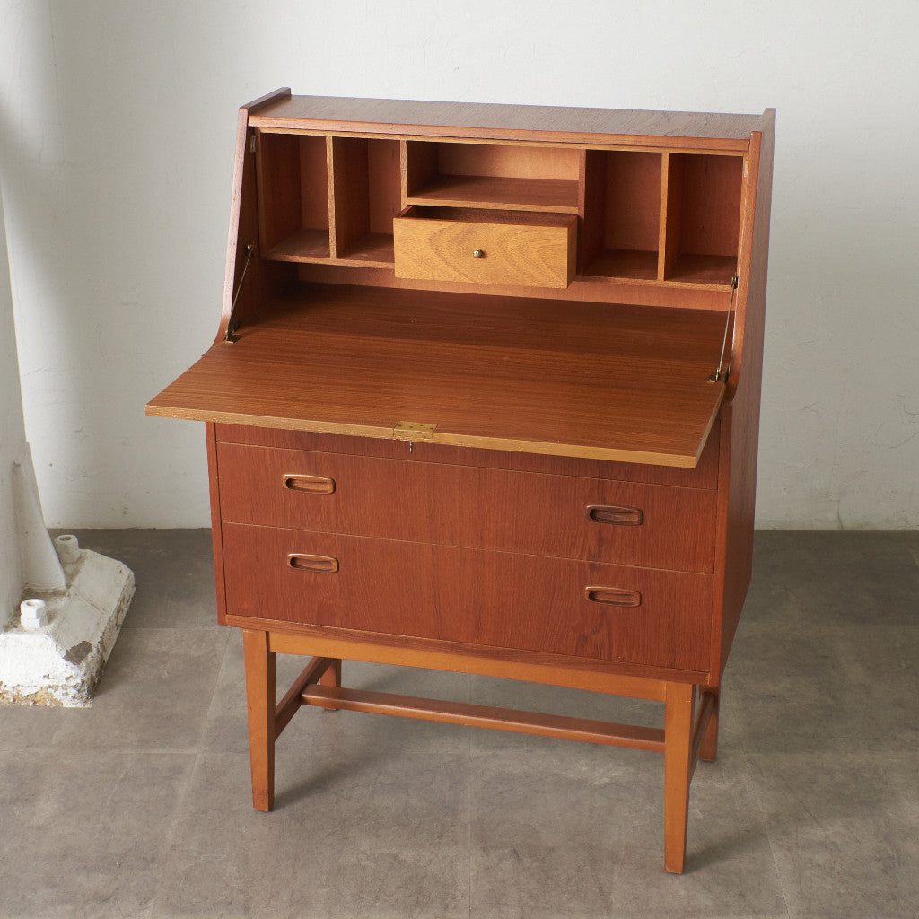 北欧ヴィンテージ ライティングビューロー｜rocca rocca