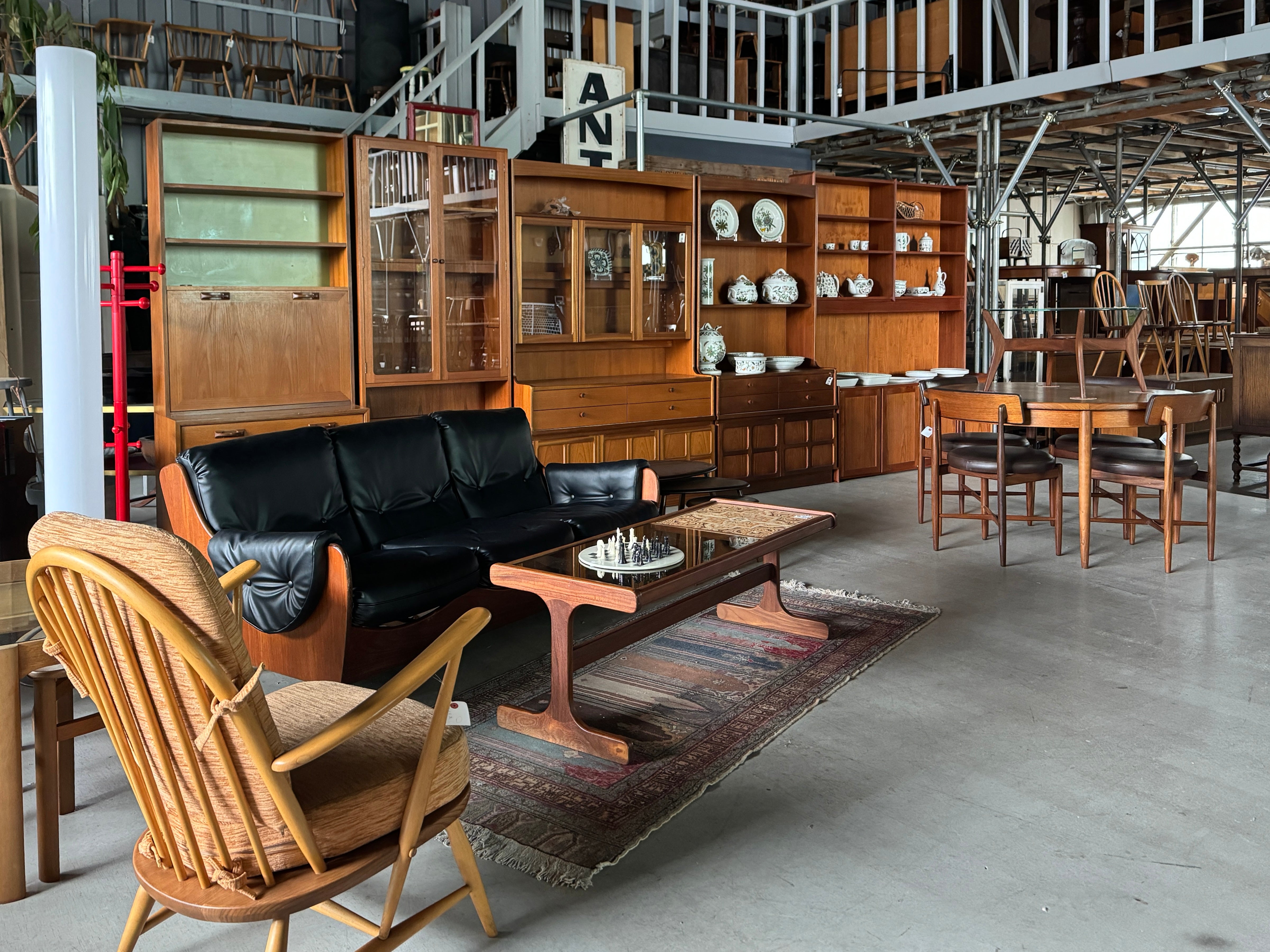 アンティーク家具・ビンテージ家具・北欧家具の通販なら【 公式