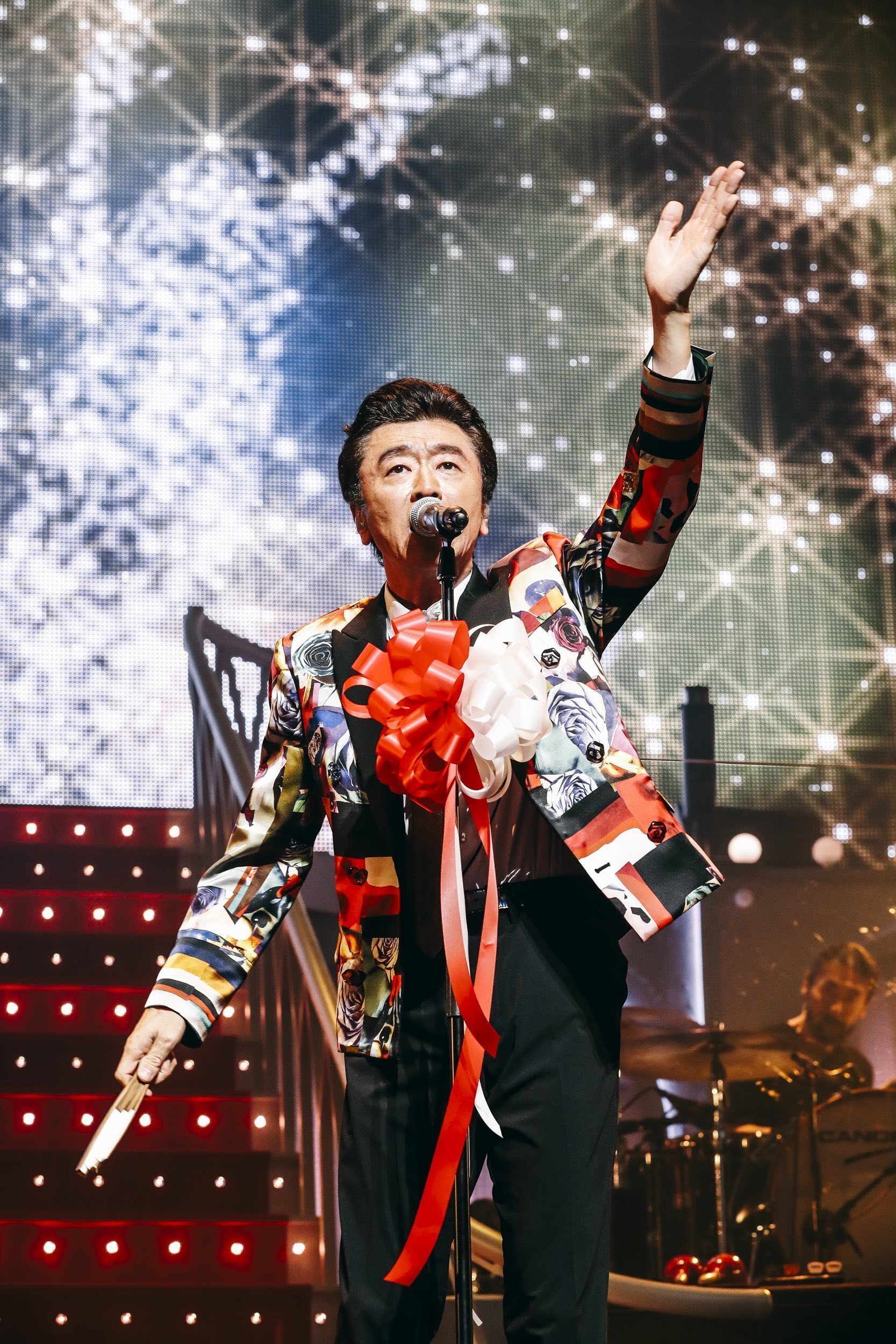 桑田佳祐、「平成三十年度！第三回ひとり紅白歌合戦」が映像パッケージ