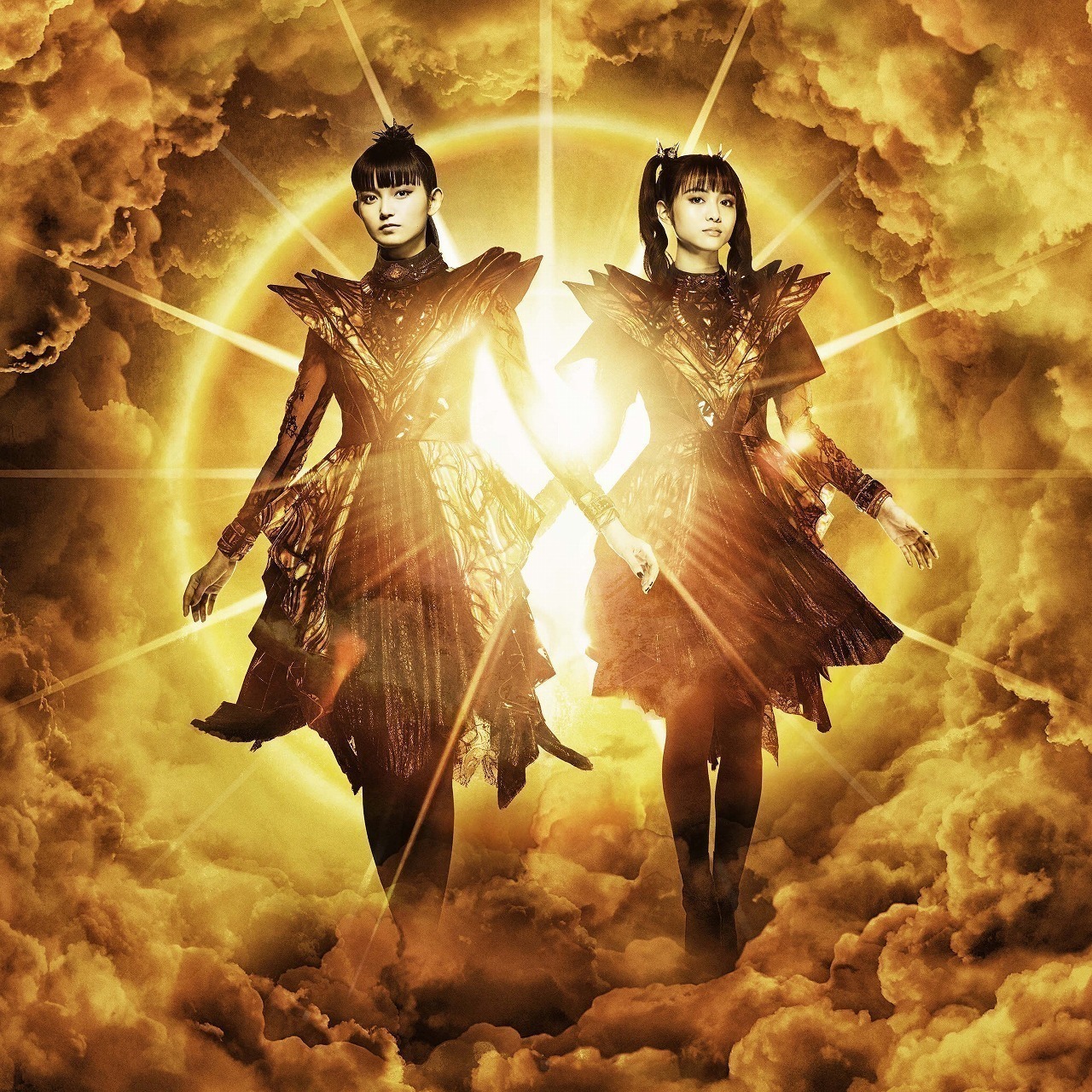 BABYMETAL、非売品含む全10形態のベストアルバムを12/23発売。10周年