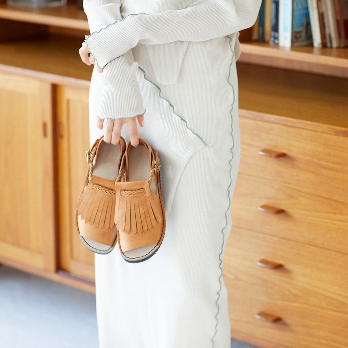 entoanのフリンジサンダル。- ほぼ日刊イトイ新聞