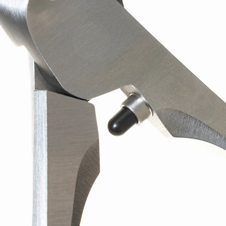 SUWADA CLASSIC L – RUNWELL