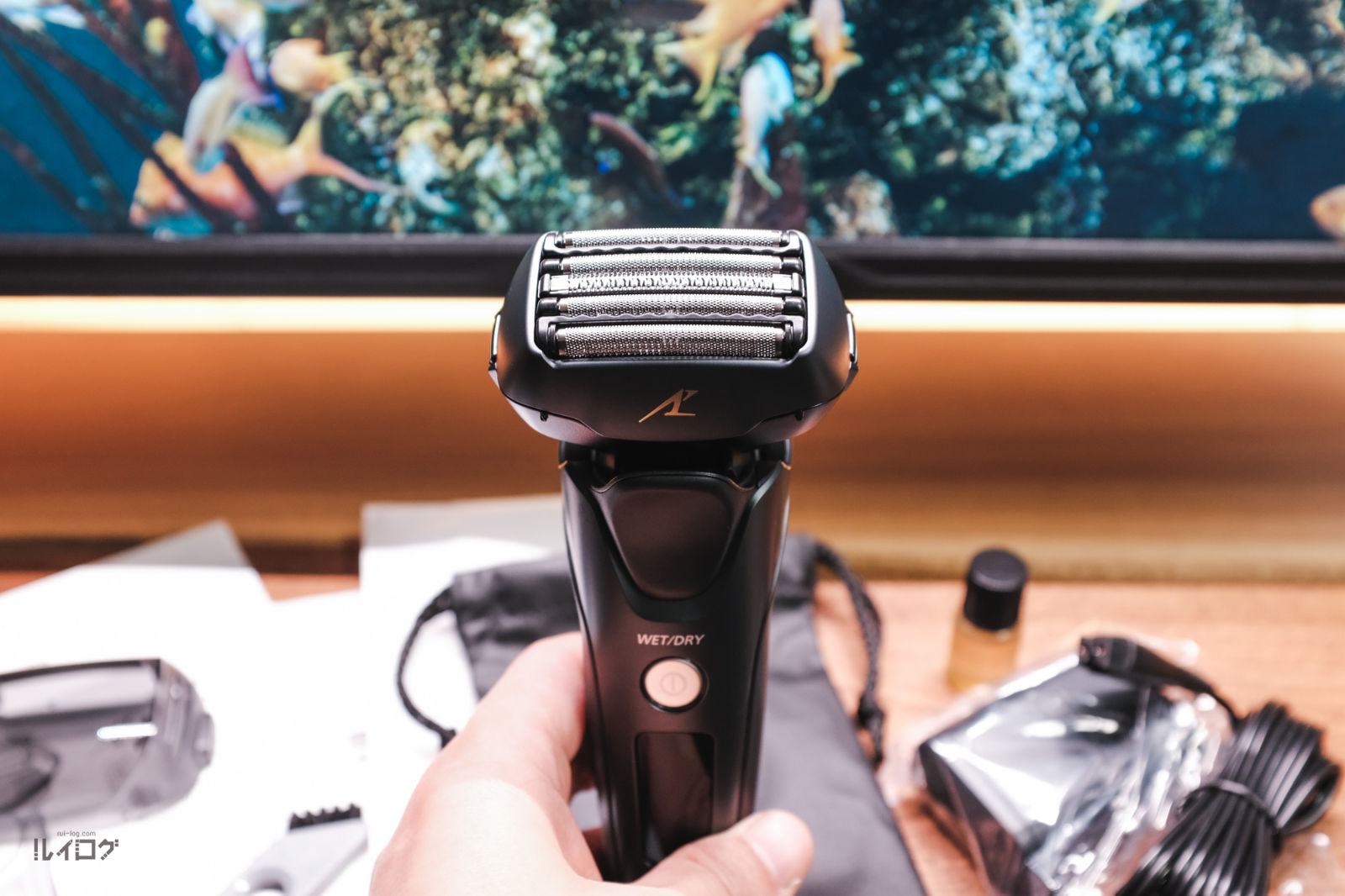 ラムダッシュ「ES-LVG8」レビュー | ヒリヒリしない電気シェーバー