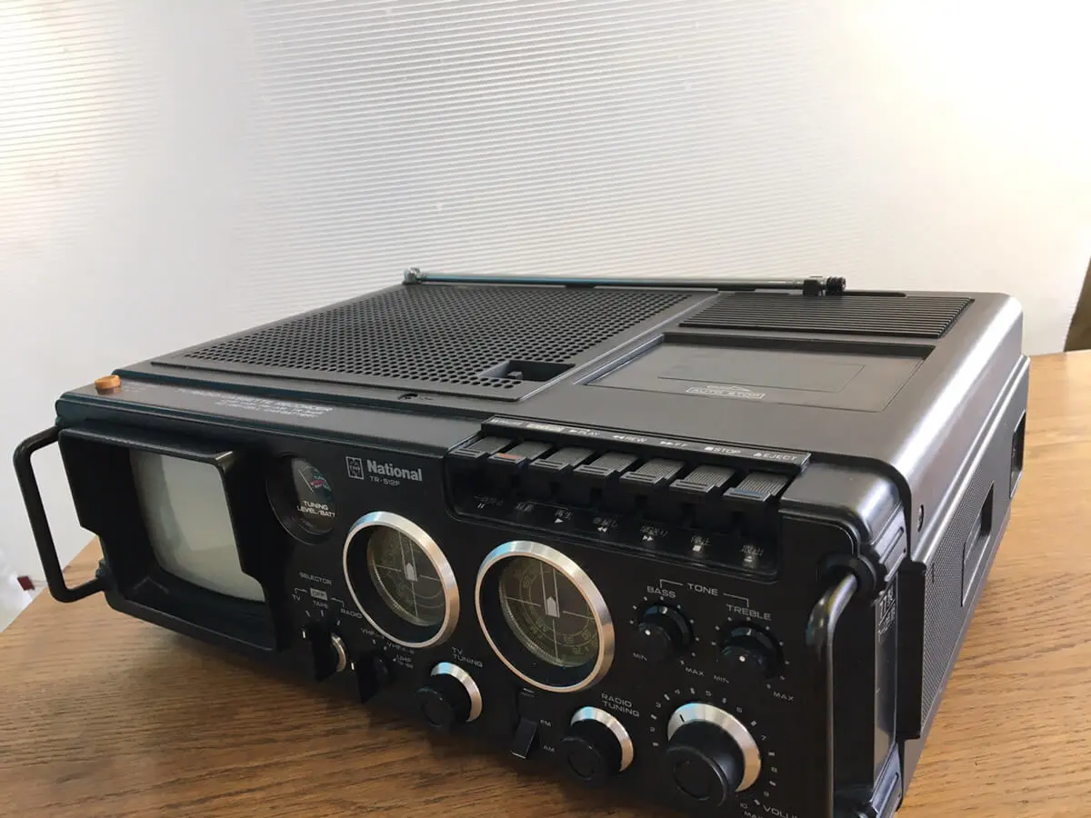 宅配買取】昭和の「ラテ」は飲めないぞー！ “ラテカセ”ナショナルTR