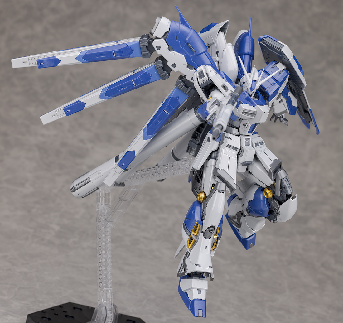 RG ガンダムベース限定 Hi-νガンダム [チタニウムフィニッシュ] レビュー