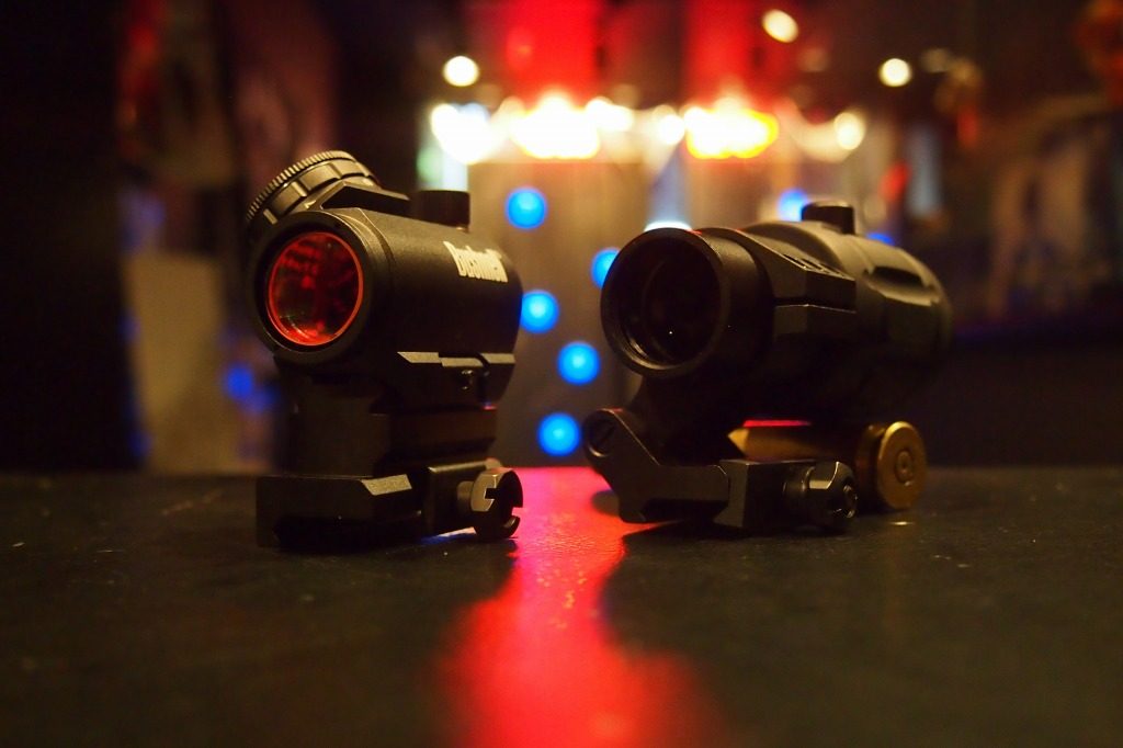 実物初心者におすすめ！ ドットサイトレビュー Bushnell TRS-25 & 3