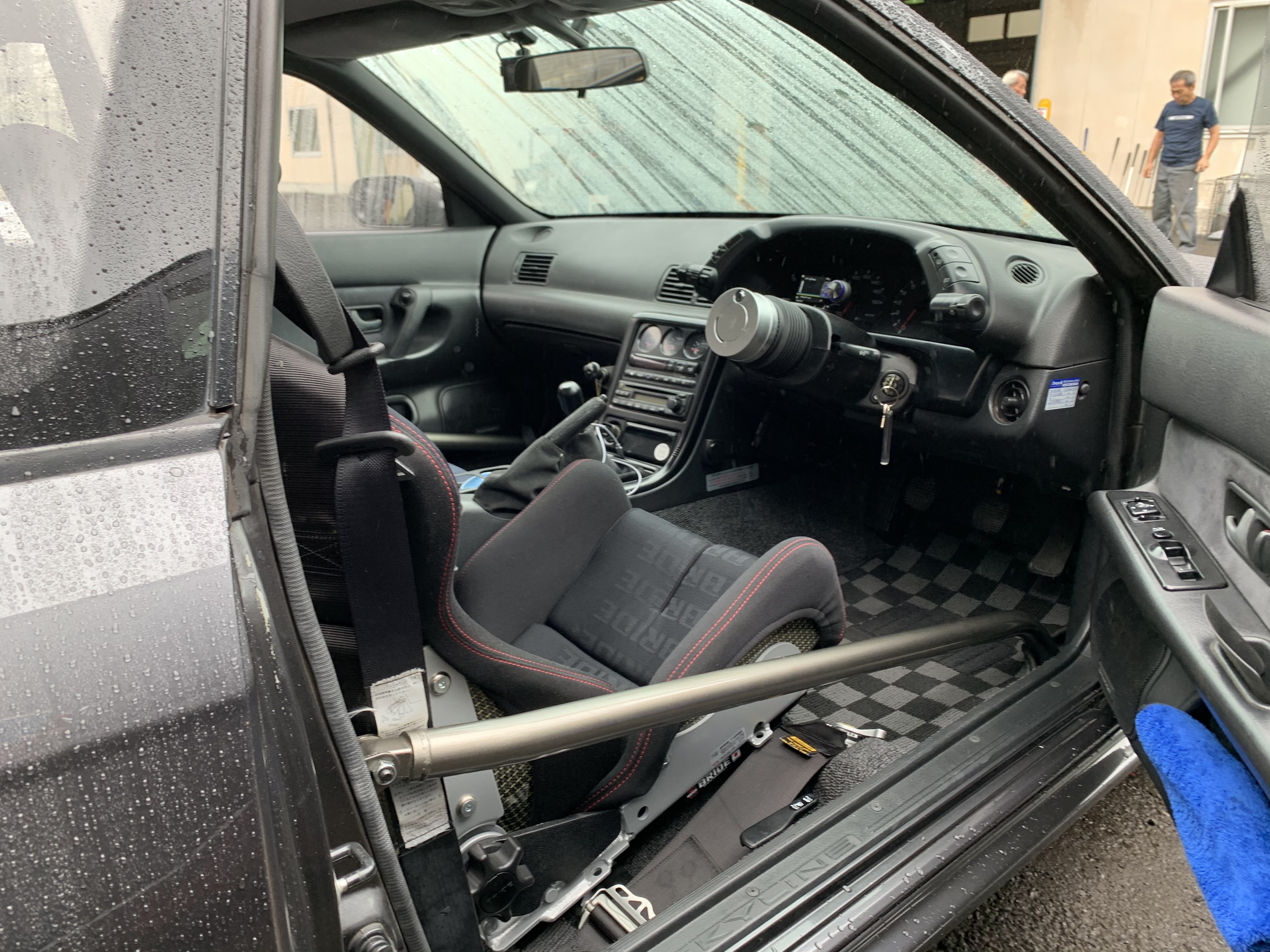 R32 2dr of saitorollcage