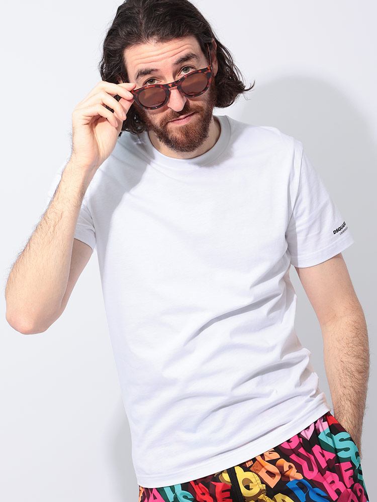 DSQUARED2 (ディースクエアード) 袖ワンポイントロゴプリント クルー