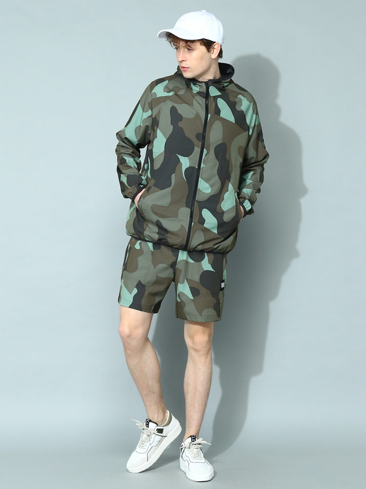 UGG Australia (アグオーストラリア) 迷彩柄 ショートパンツ Freemon