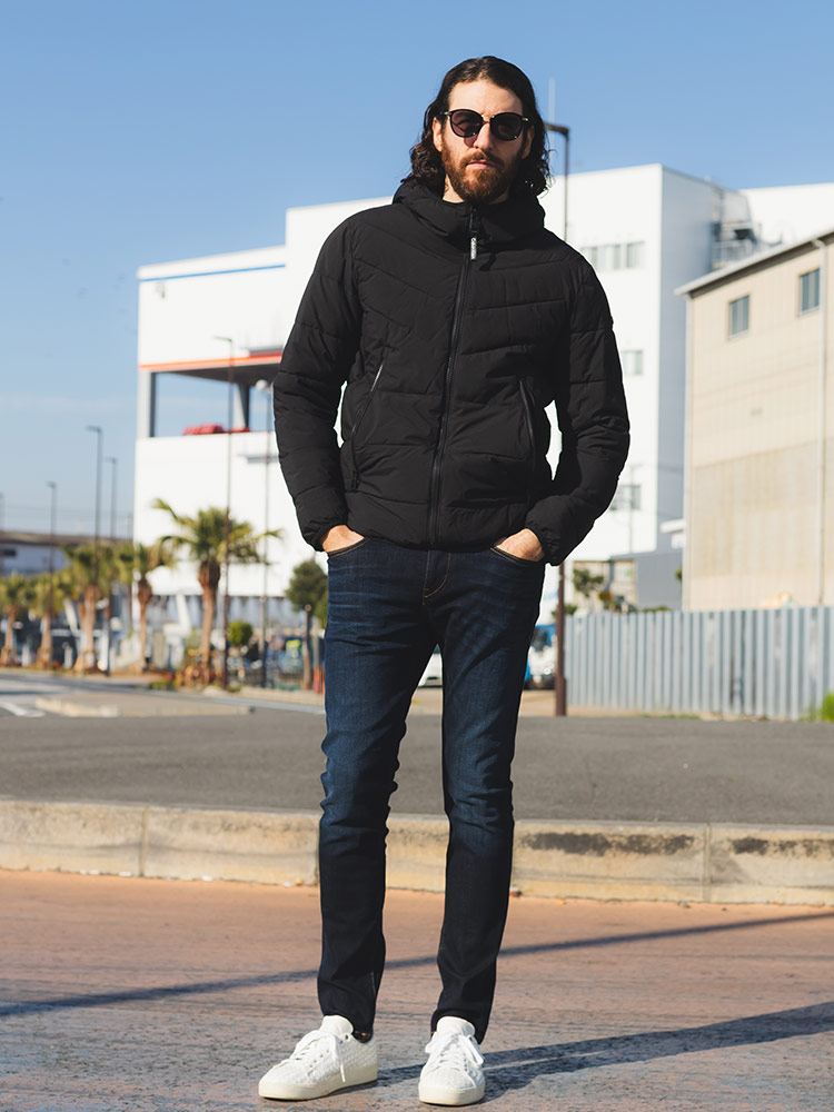 Calvin Klein (カルバンクライン) 袖ロゴ フルジップ ボアフード付