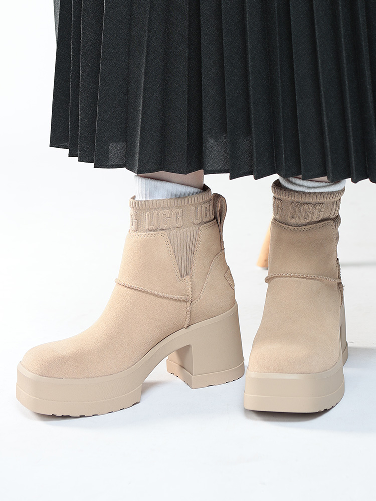 UGG (アグ) ロゴ ニットゴア ショートブーツ Moxy Chelsea UGGL1173724