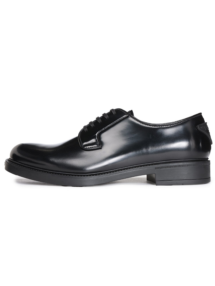 PRADA (プラダ) ブラッシュドレザー ラバーロゴ レースアップシューズ