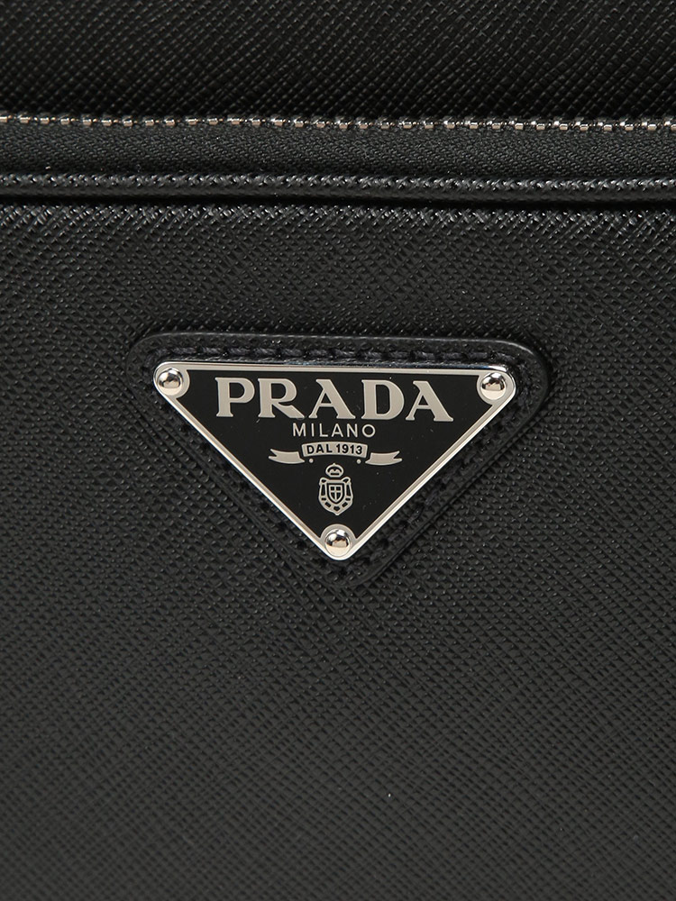 PRADA (プラダ) トライアングル ロゴ サフィアーノ レザー ショルダー