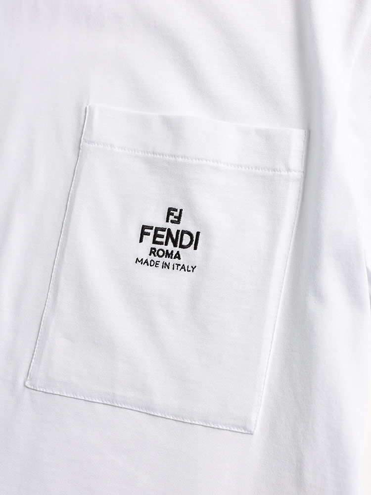FENDI (フェンディ) ホワイトジャージー 刺繍入り胸ポケット 半袖 T