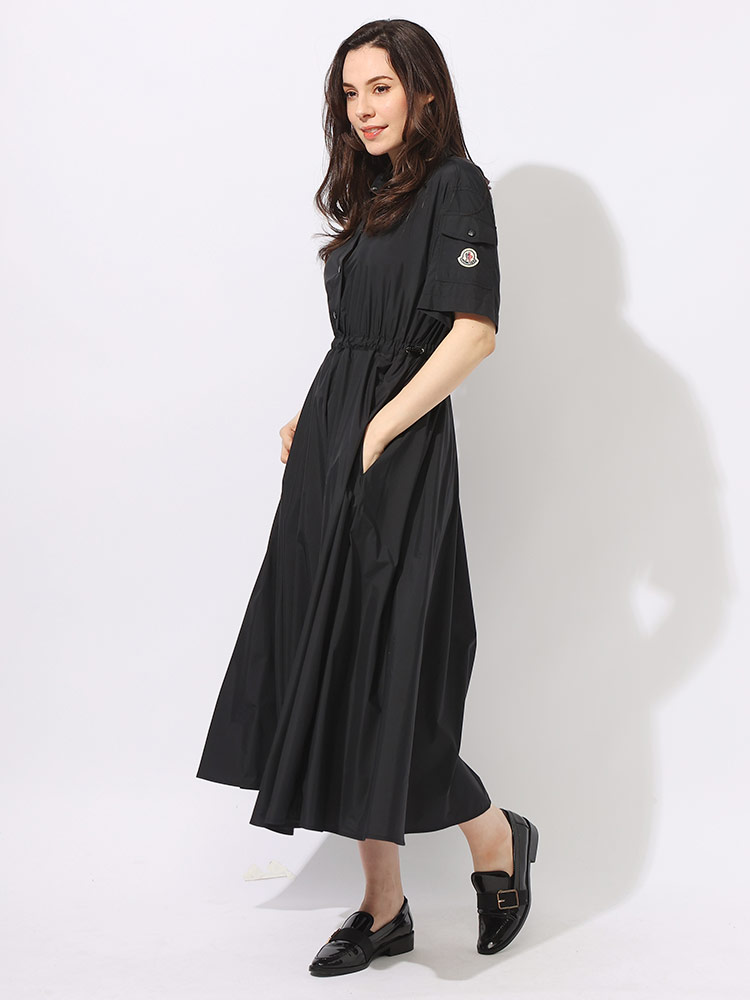 MONCLER (モンクレール) ナイロン ハーフボタン ワッペン付きポケット