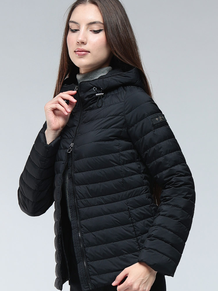 TATRAS (タトラス) フード付き フルジップ ライトダウンジャケット