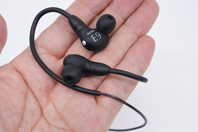 音場が広くて動きがつかめる! ソニー ゲーミングイヤホン INZONE E9