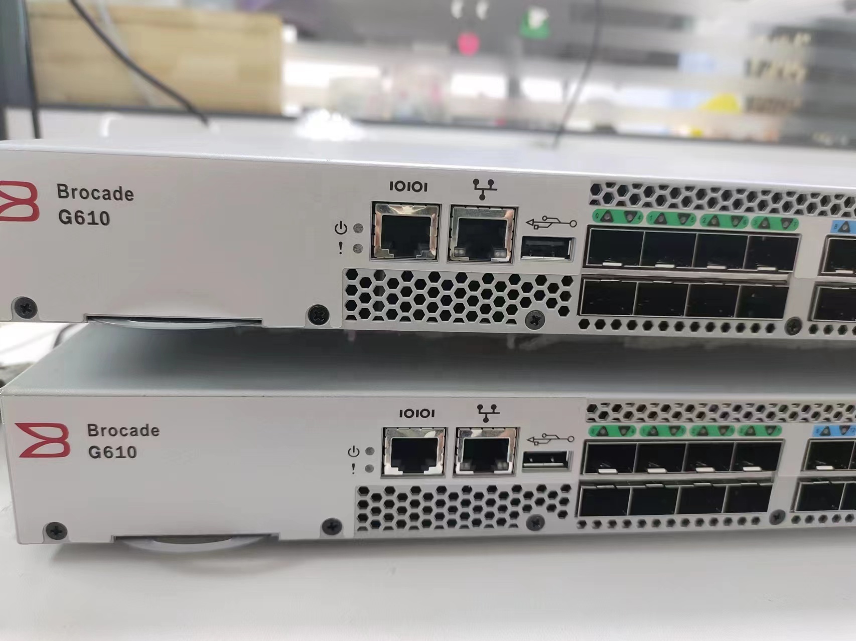 Brocade G610 32G Switch - Scalable, High-Performance Networking