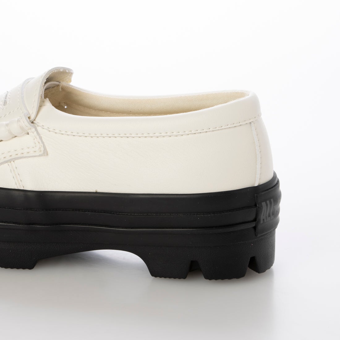 コンバース CONVERSE オールスター チャンク ローファー （ホワイト