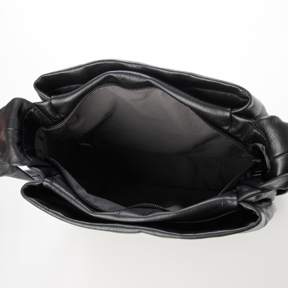 カンペール CAMPER [カンペール] Globo ショルダーバッグ （ブラック