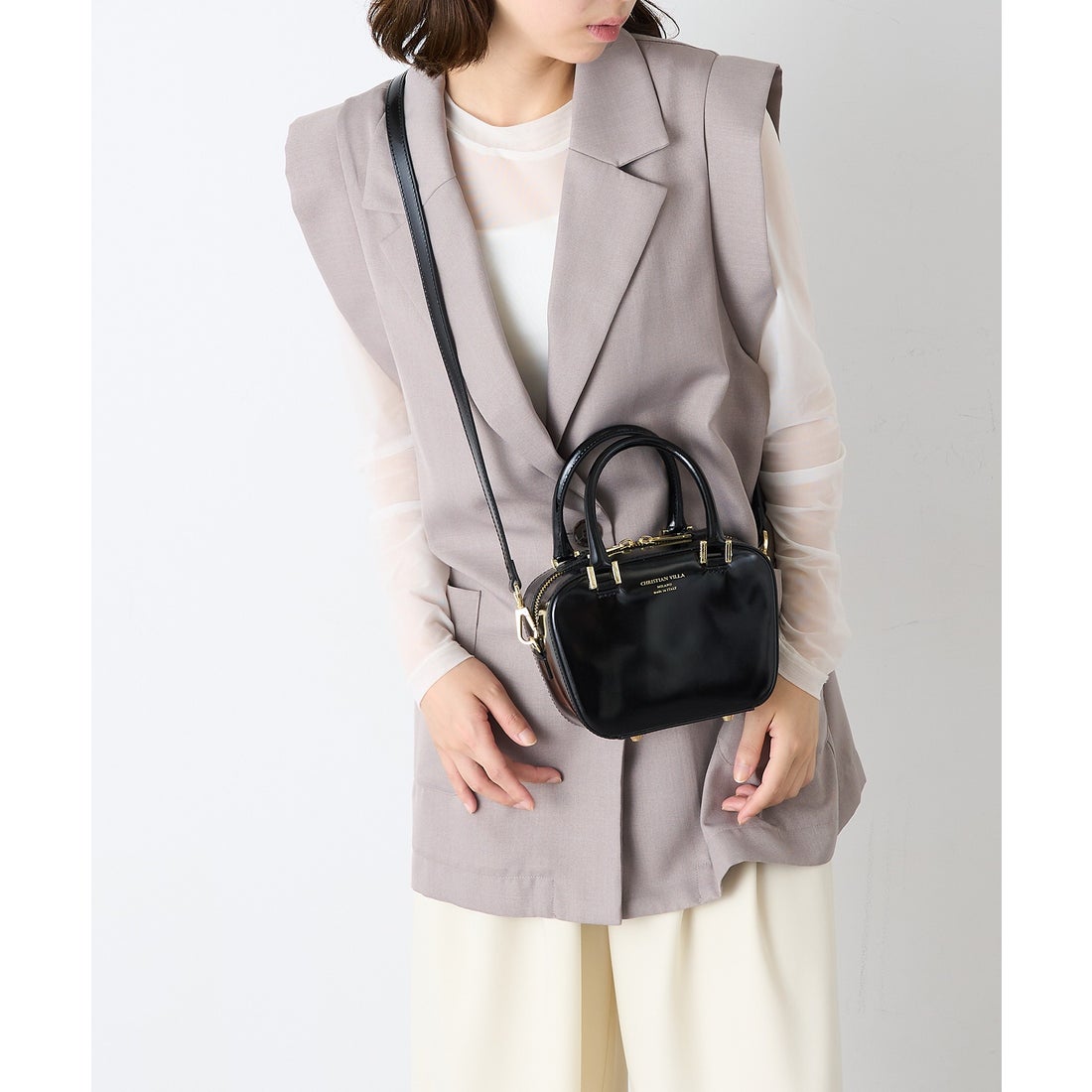 クリスチャンヴィラ CHRISTIAN VILLA ガラスレザー 2way台形ミニ