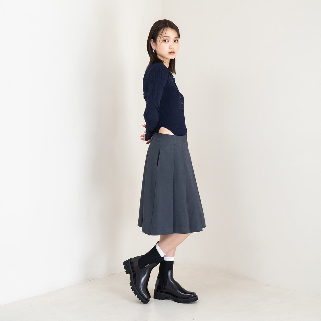 CHARLES & KEITH ニットソックス リッジッドソールチェルシーブーツ