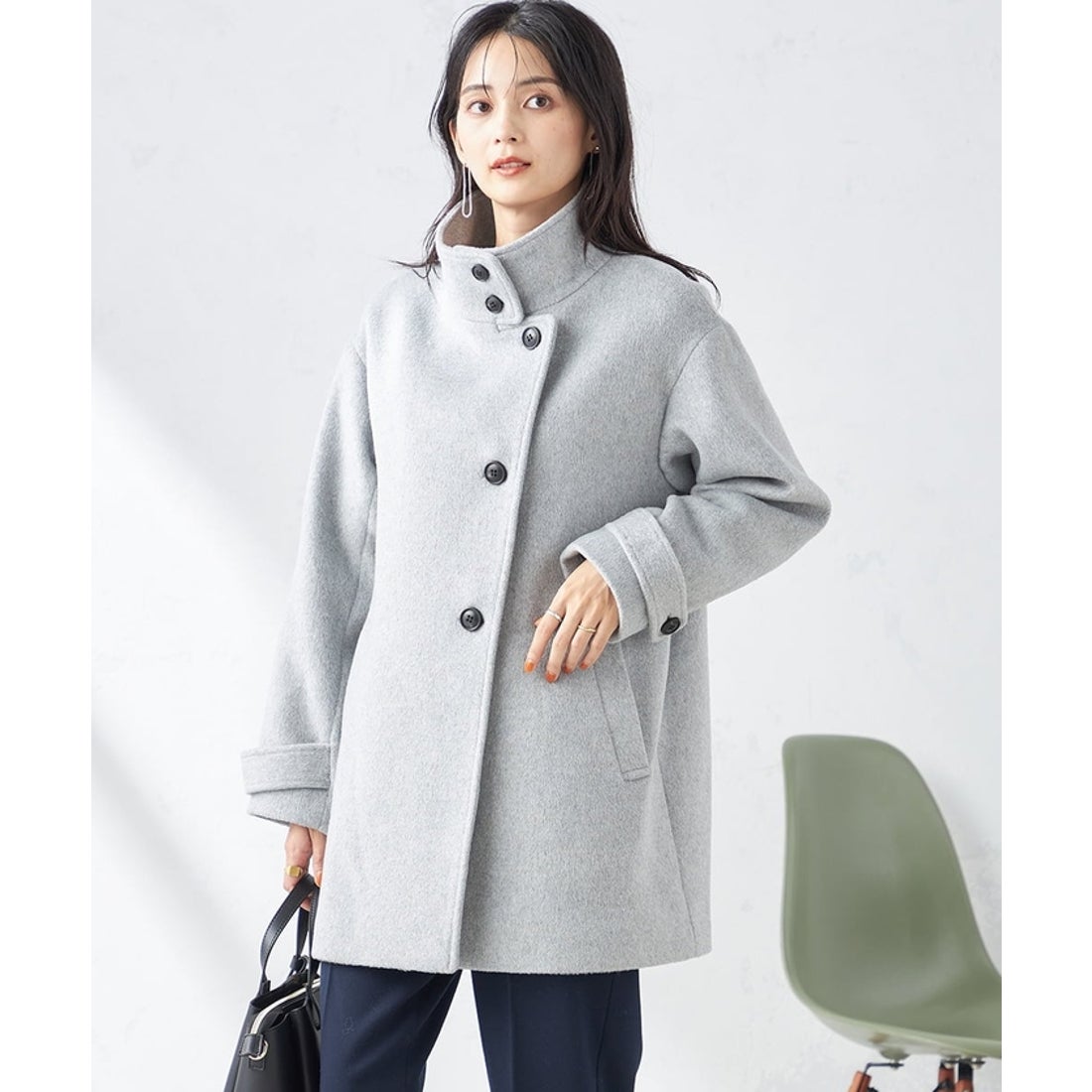 アー・ヴェ・ヴェ a.v.v スタンドカラーミディコート （グレー） -靴