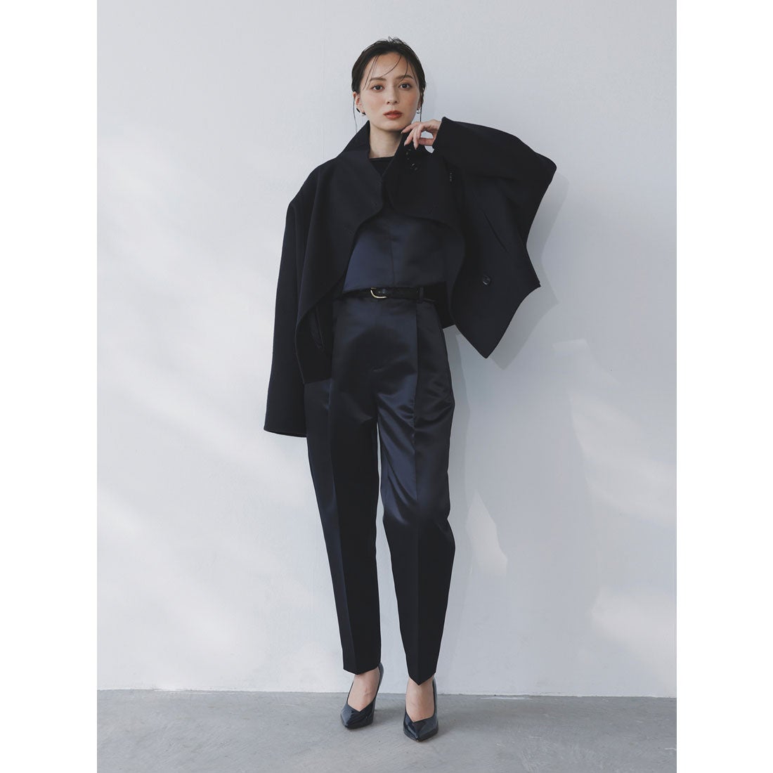 アニュアンス anuans スタンドネックリバーショートコート （NAVY