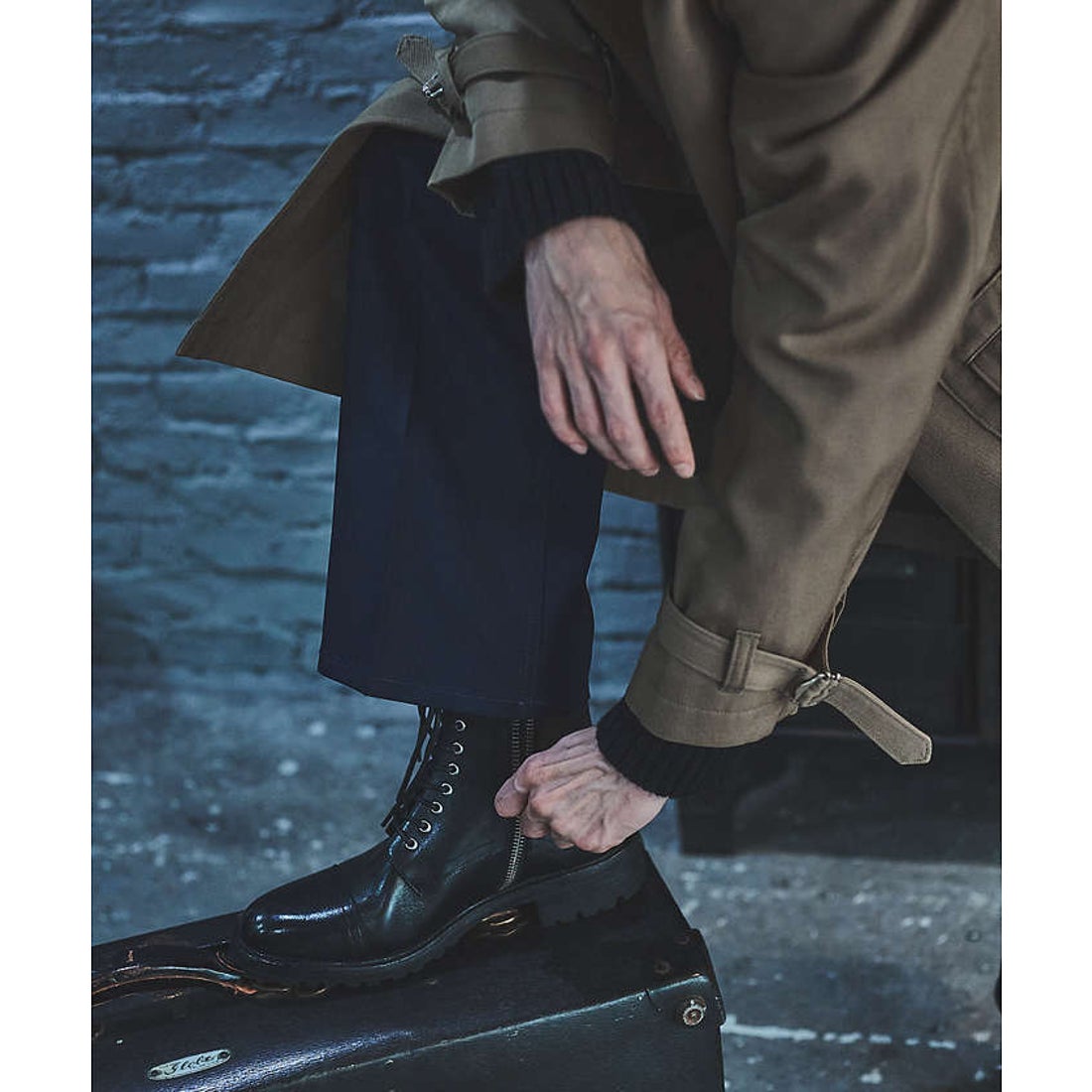 アルフレッド・バニスター alfredoBANNISTER ダブルジップ レース