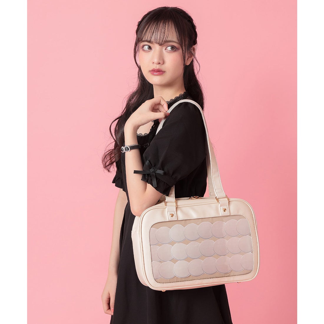 アルトローズ ALTROSE ハート スタッズ 痛バ ボストンバッグ 缶バッジ