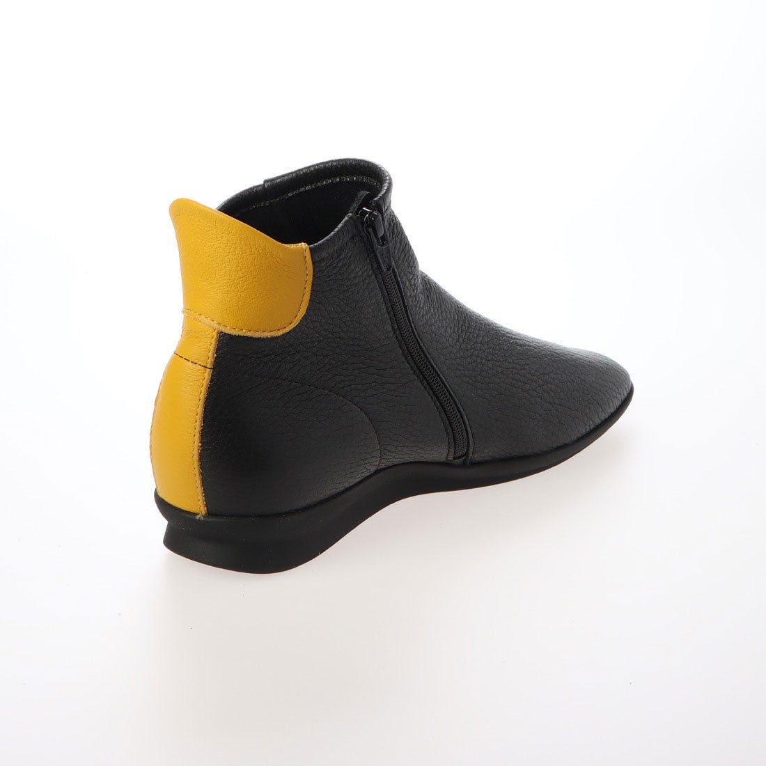 アルシュ arche MASSYA ソフトレザーショートブーツ （noir） -靴